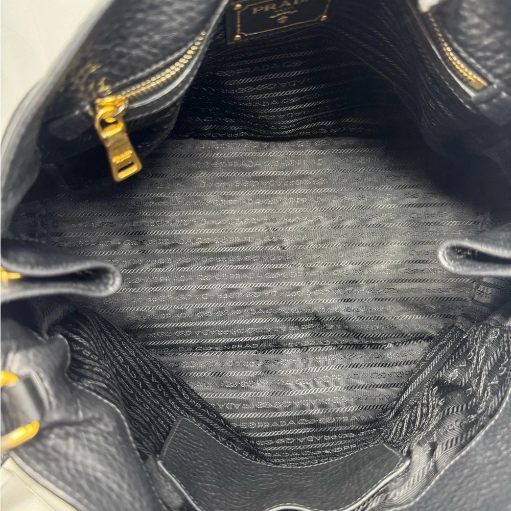 💯Authentic Preloved PRADA Vitello Daino Leather Top Handle Bag - Picture 9 of 10